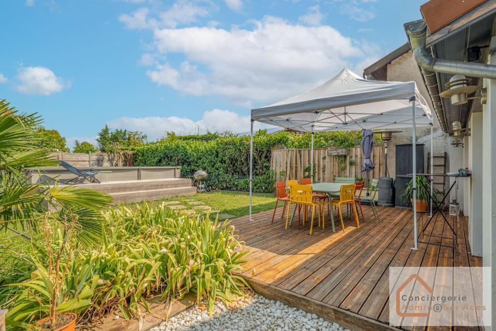 Maison A Lyon Parilly Avec Piscine, Jardin, Parking Prive & Proche Eurexpo Vénissieux Extérieur photo